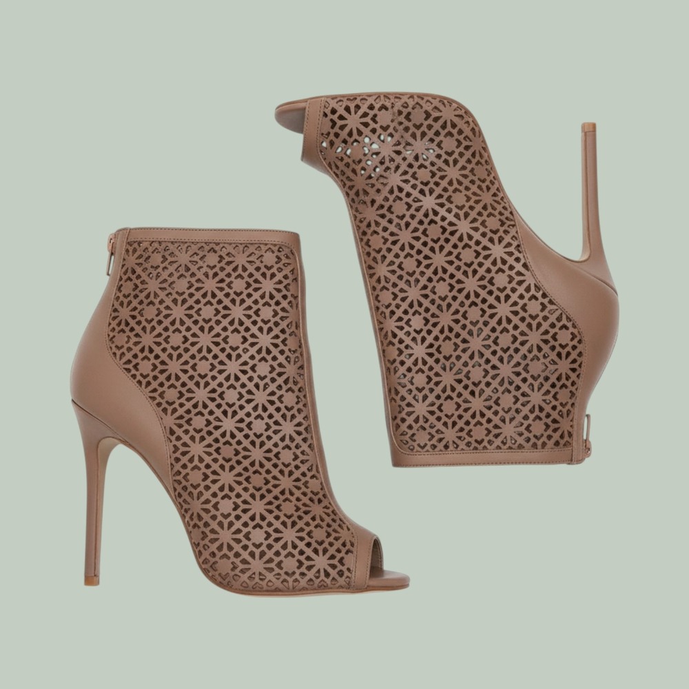 Badgley Mischka July Leather Peep-Toe Stiletto Cut Out Booties size 10 Taupe